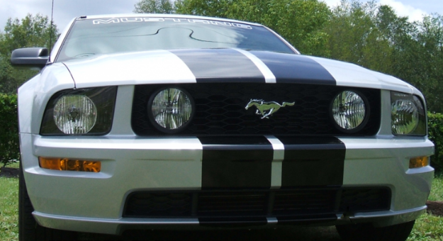 Picture of 2005-09 Mustang GT Lemans Racing Front Bumper Stripes - GT Model