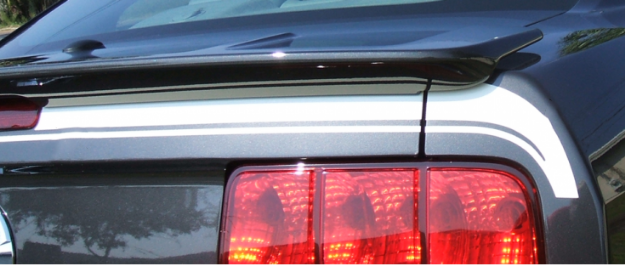 Picture of 2005-09 Mustang Trunk Lid Stripe - Low Wing Models