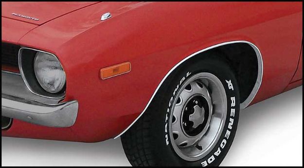 Picture of 1970-1974 Plymouth Barracuda Wheel Opening Trim Molding Set 