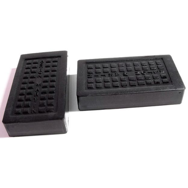Picture of Metro Clutch & Brake Pedal Pads For Aston Martin DB 1957-1959, DB2 1950-1953; CB 175