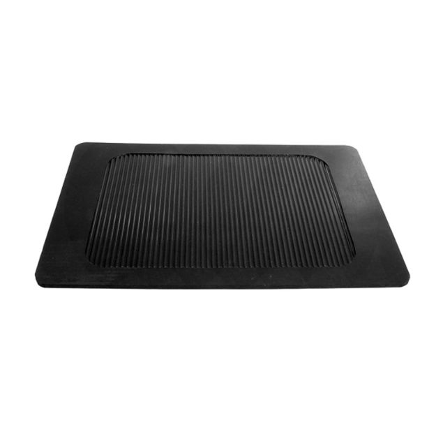 Picture of Metro Small Mat 8-1/2" wide X 6-1/4" long, 1/8" Thickness, Black Rubber; RM 3