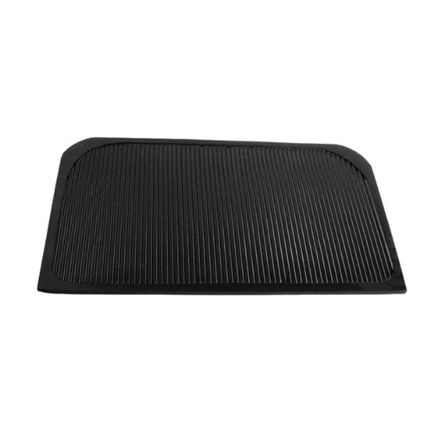 Picture of Metro Small Mat 8-1/2" wide X 5" long, 1/8" Thickness, Black Rubber; RM 7