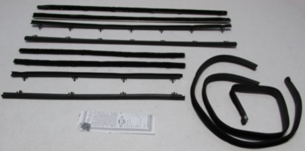 Picture of 1966-67 Chevelle 2 Door Sedan Superkit Authentic Window Felts Whiskers Kit & Glass Run Set (10pcs)