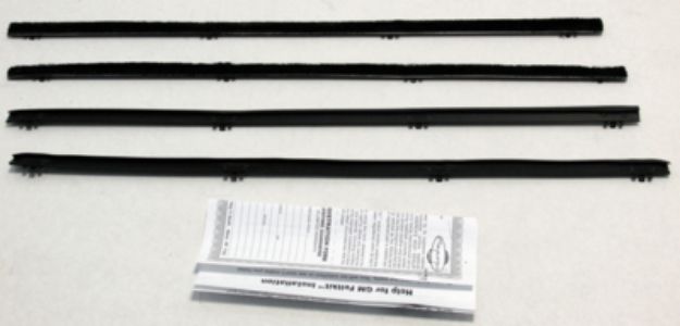 Picture of 1967-72 Suburban Rear Door Only Authentic Window Felts Whiskers Kit (4pcs)